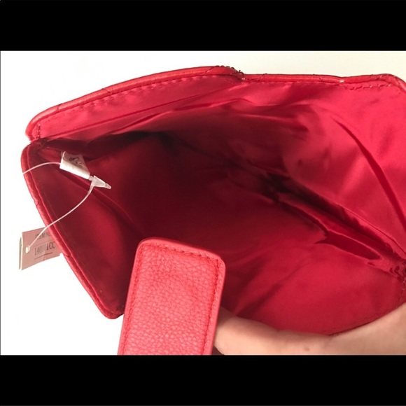 IPad Quilted Red Case / Sleeve With Crystals By Charming Charlie New With Tag - Picture 6 of 6